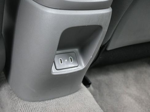 Used 2024 Hyundai Elantra SEL image 34