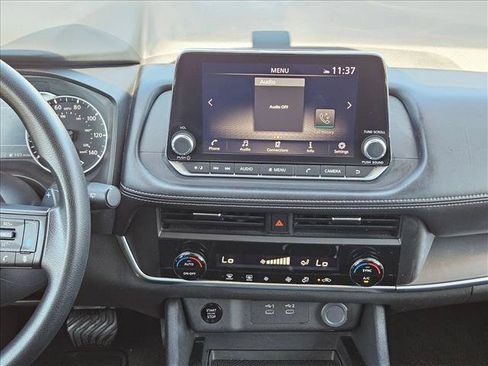 Used 2024 Nissan Rogue SV AWD/4WD image 13