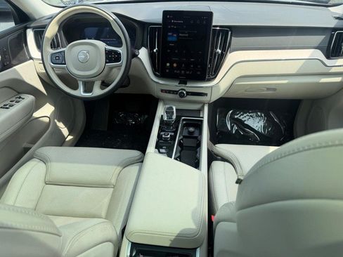 Certified 2026 Volvo XC60 B5 Ultra AWD/4WD image 12