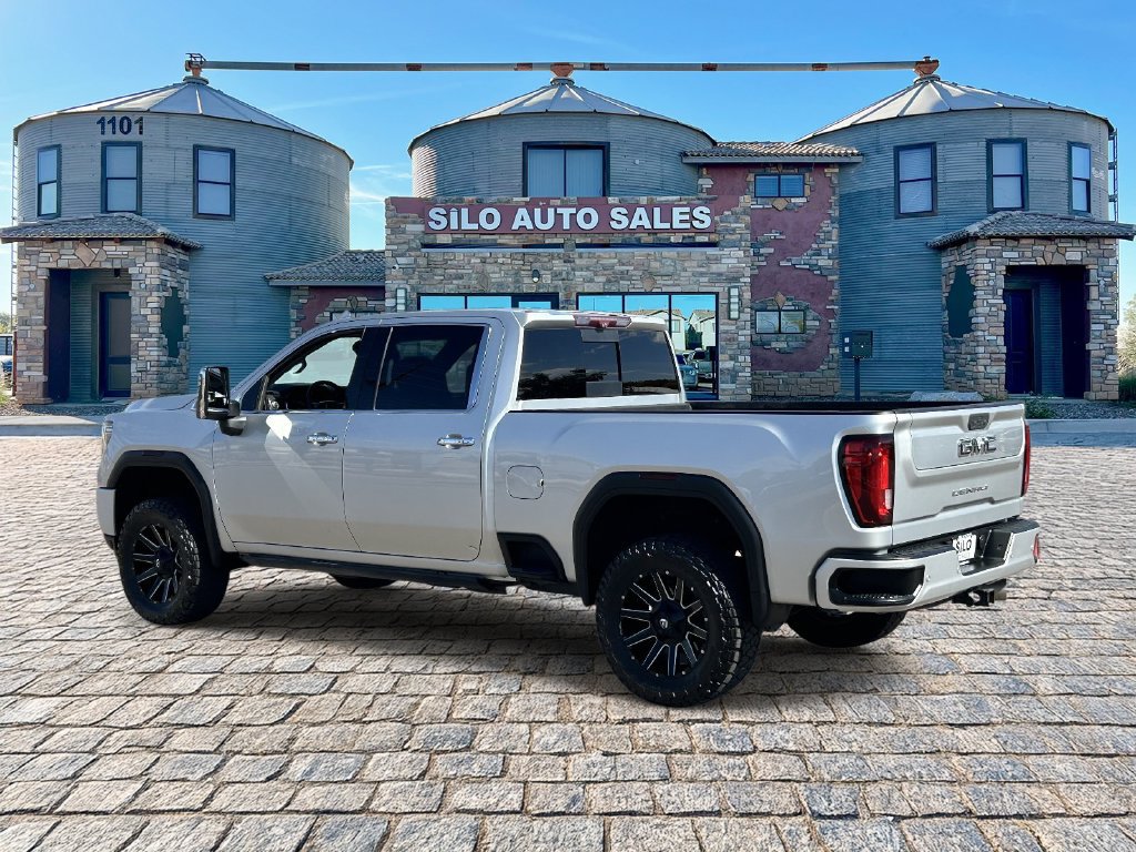 Used 2021 GMC Sierra 3500 Denali w/ Technology Package AWD/4WD image 3