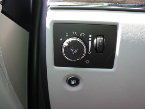 Used 2019 Jeep Grand Cherokee Summit AWD/4WD image 18
