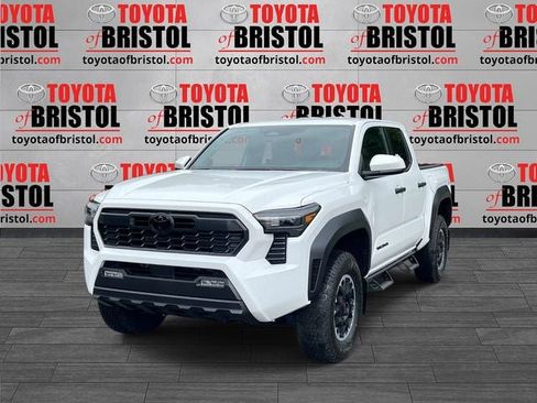 New 2026 Toyota Tacoma TRD Off-Road AWD/4WD image 9