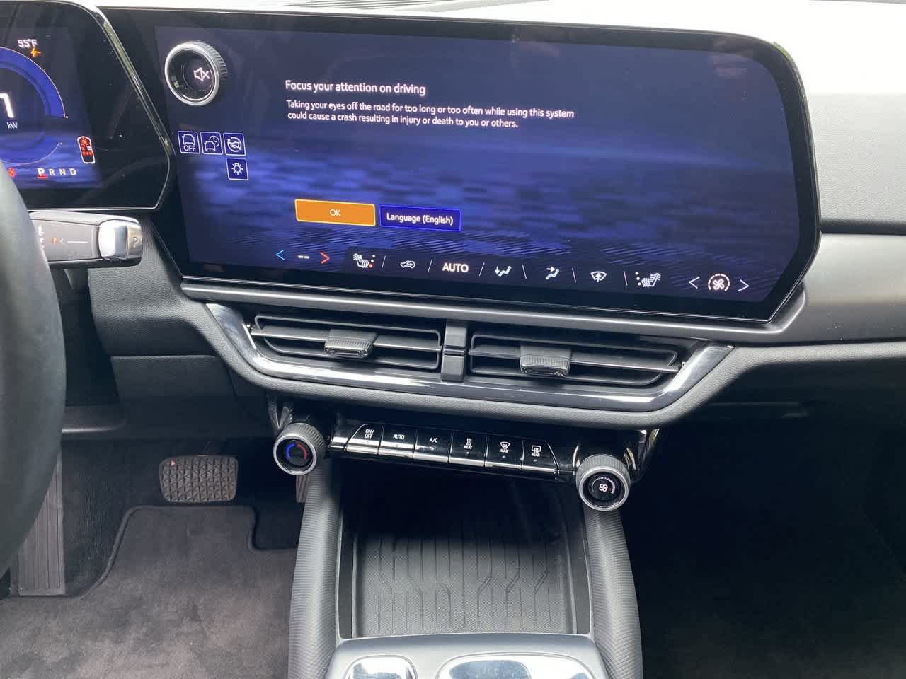 Used 2024 Chevrolet Equinox EV RS AWD/4WD image 23