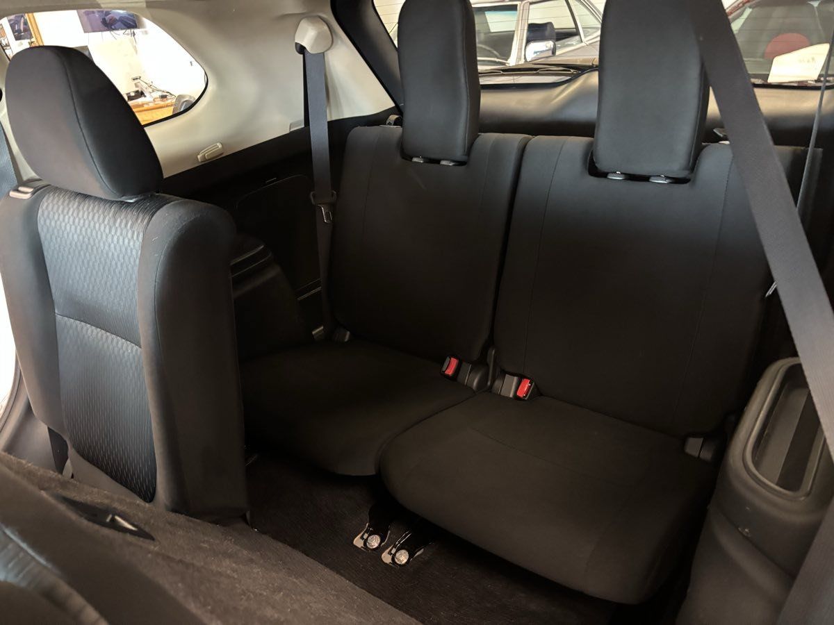 Used 2014 Mitsubishi Outlander ES FWD image 25