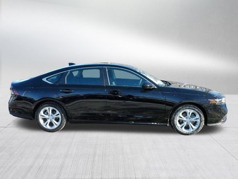 Certified 2025 Honda Accord LX image 8