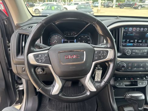 Used 2018 GMC Canyon SLT w/ Driver Alert Package AWD/4WD image 11