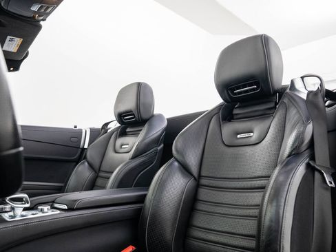Used 2017 Mercedes-Benz SL 63 AMG image 18