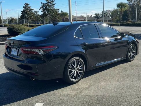 Used 2024 Toyota Camry XLE image 8