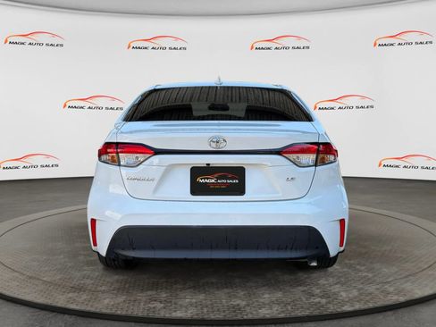 Used 2024 Toyota Corolla LE FWD image 9