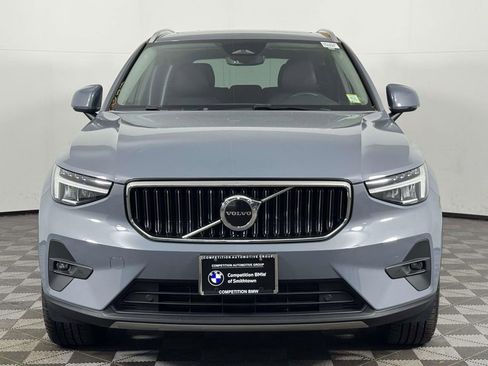 Used 2023 Volvo XC40 B5 Plus w/ Protection Package Premier AWD/4WD image 6