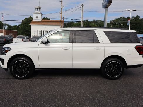 Used 2024 Ford Expedition Max Limited AWD/4WD image 19
