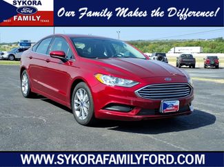 Used 2017 Ford Fusion SE FWD video 1