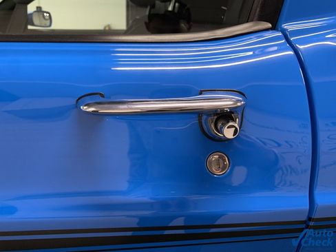 Used 2010 Ford Mustang GT image 35