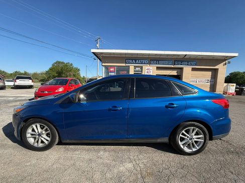 Used 2018 Ford Focus SE FWD image 9