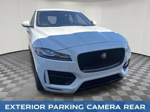 Used 2017 Jaguar F-PACE R-Sport AWD/4WD image 5