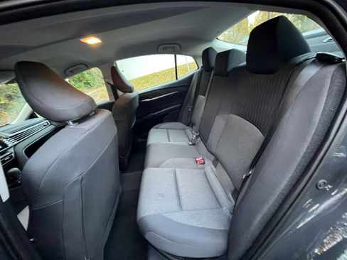 Used 2025 Toyota Camry LE image 22