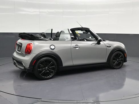 Used 2023 MINI Cooper S FWD image 3