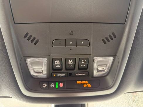 Used 2023 Buick Enclave Essence w/ Experience Buick Package AWD/4WD image 28