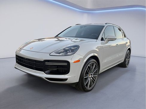 Used 2023 Porsche Cayenne Turbo image 45