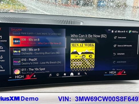 Used 2025 BMW 330i Sedan w/ Premium Package image 33