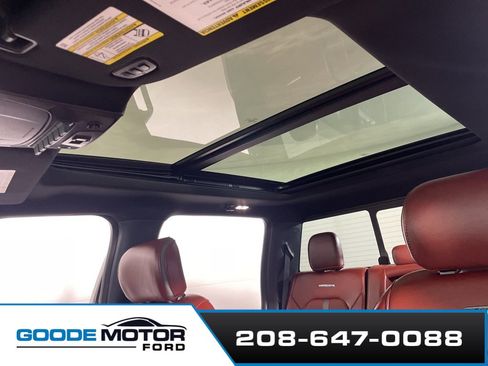 Used 2022 Ford F350 Platinum image 17