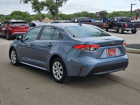 Certified 2023 Toyota Corolla LE FWD image 3
