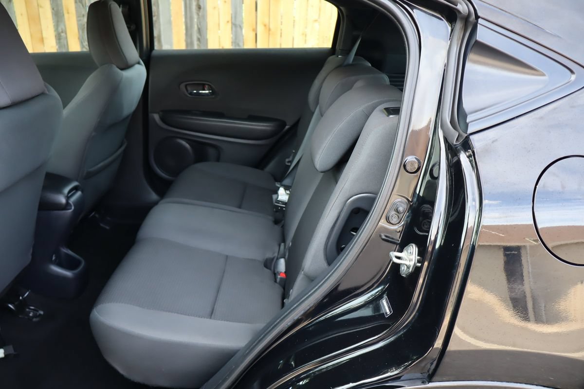 Used 2019 Honda HR-V Sport image 19