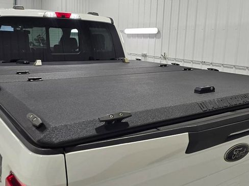 Used 2021 Ford F250 Lariat image 15