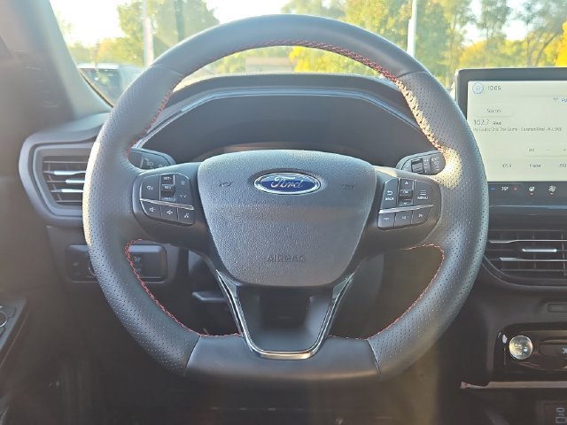 Used 2023 Ford Escape ST-Line w/ Tech Pack #1 AWD/4WD image 15