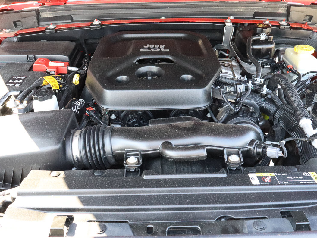 Used 2021 Jeep Wrangler Unlimited Sport AWD/4WD image 17