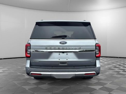 Used 2022 Ford Expedition Max Limited image 8