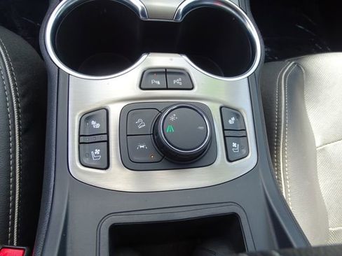 Used 2018 GMC Terrain Denali w/ Advanced Safety Package image 13