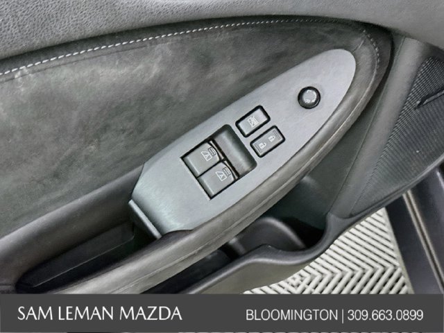 Used 2017 Nissan 370Z Touring RWD image 17