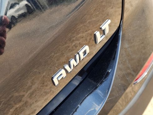 Used 2024 Chevrolet Equinox LT AWD/4WD image 13