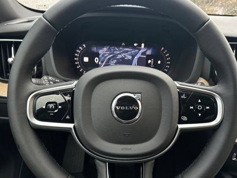 New 2026 Volvo XC60 B5 Plus w/ Protection Package Premier AWD/4WD image 21