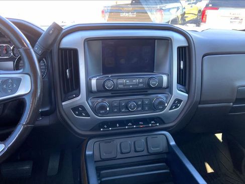 Used 2018 GMC Sierra 1500 SLT AWD/4WD image 7