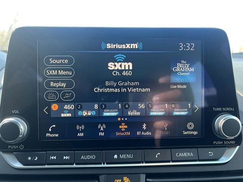 New 2025 Nissan Altima 2.5 SR image 17