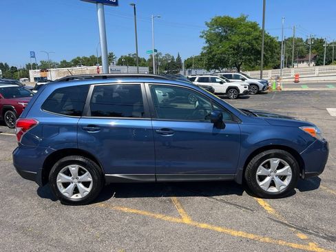 Used 2014 Subaru Forester 2.5i Premium AWD/4WD image 4