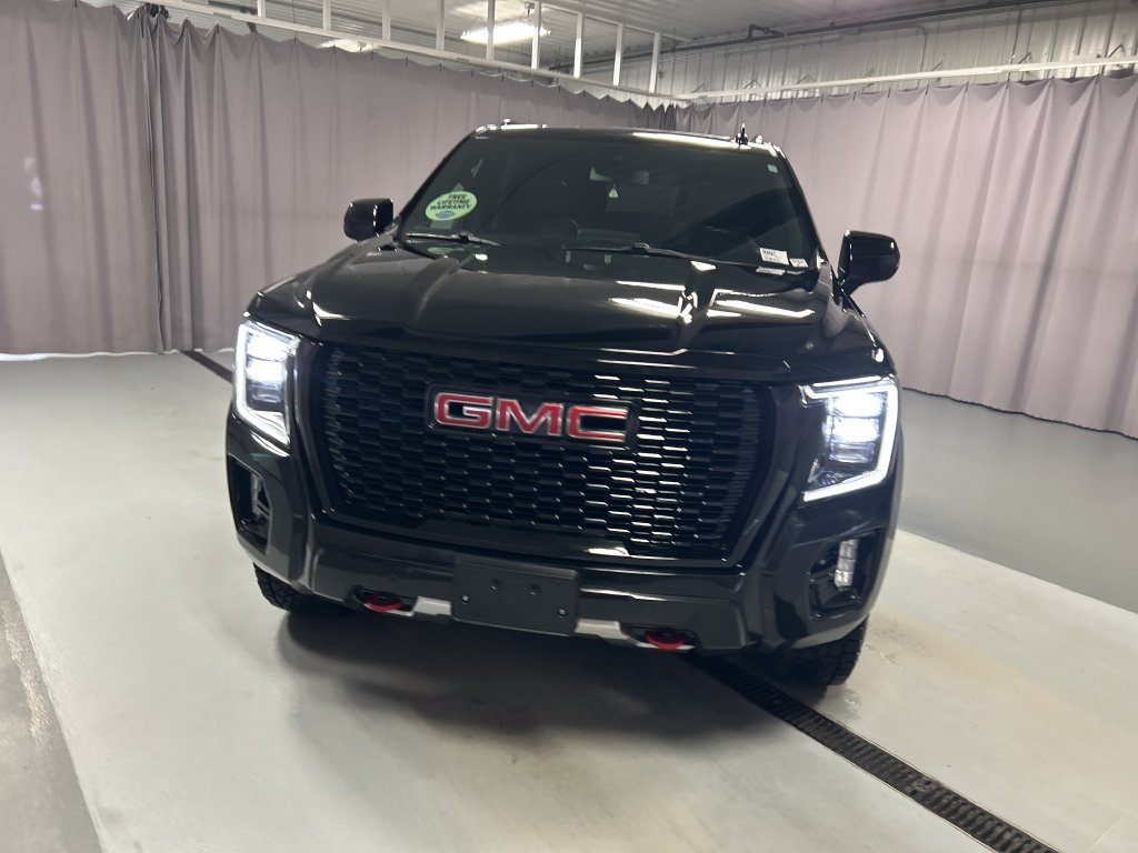 Used 2023 GMC Yukon AT4 AWD/4WD image 2