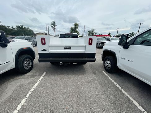 New 2024 Chevrolet Silverado 3500 W/T w/ WT Convenience Package RWD image 6