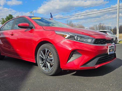 Used 2023 Kia Forte LXS FWD image 1
