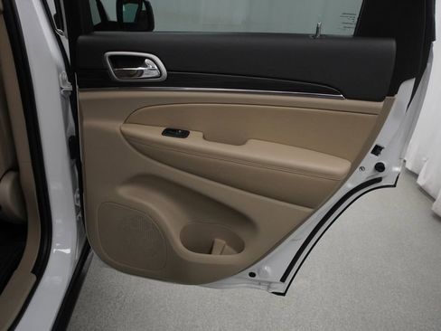 Used 2021 Jeep Grand Cherokee Limited AWD/4WD image 46