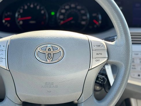 Used 2007 Toyota Avalon XL image 19