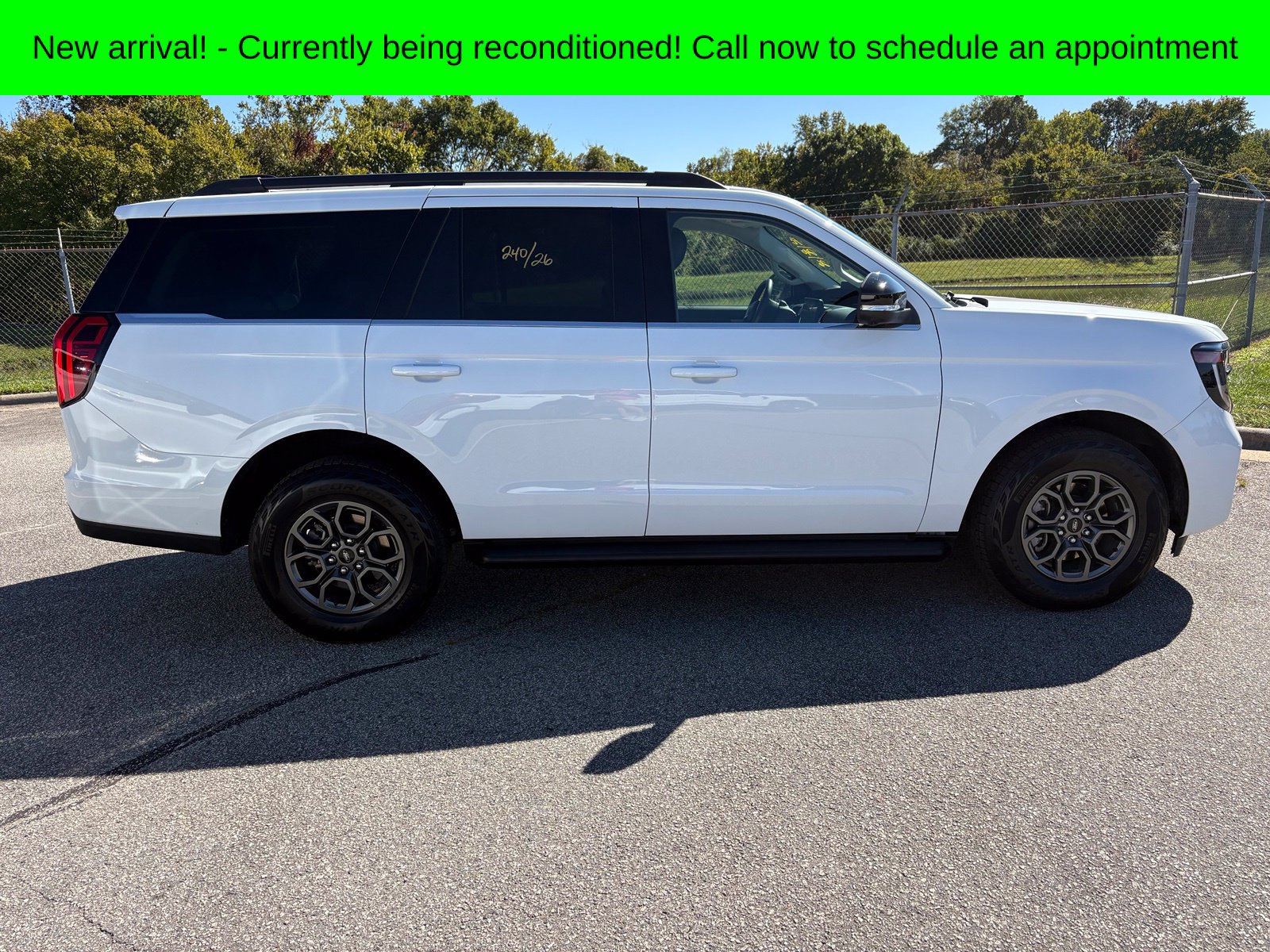 Used 2026 Ford Expedition Active AWD/4WD image 5