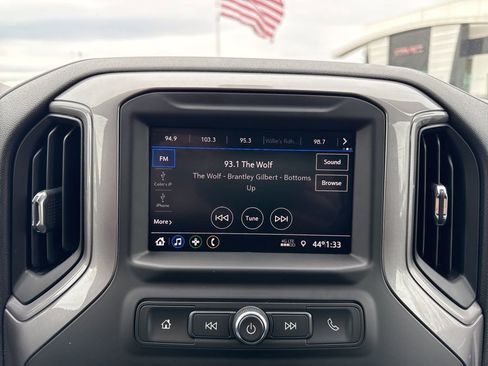 Used 2021 Chevrolet Silverado 1500 Custom Trail Boss w/ Midnight Edition image 17