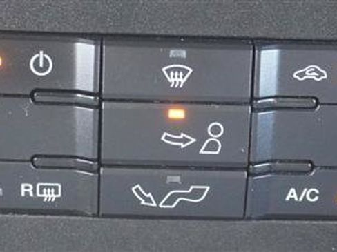 Used 2017 Ford F150 XLT w/ Equipment Group 301A Mid AWD/4WD image 21