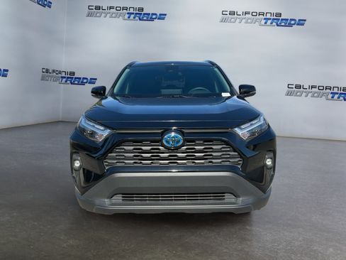 Used 2023 Toyota RAV4 XLE Premium AWD/4WD image 2