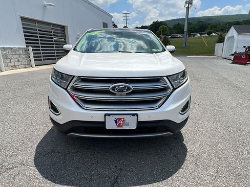 Used 2015 Ford Edge Titanium w/ Equipment Group 302A AWD/4WD image 9