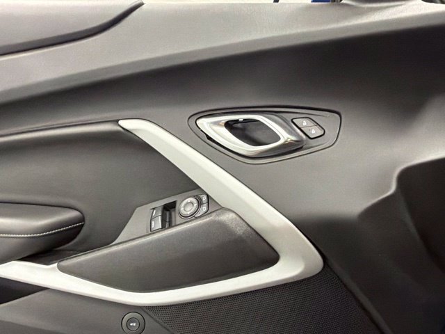 Used 2020 Chevrolet Camaro SS RWD image 25