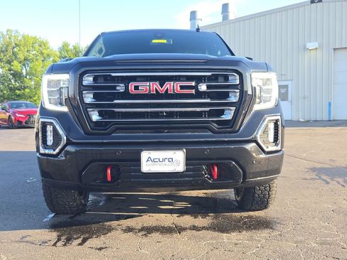 Used 2022 GMC Sierra 1500 AT4 w/ AT4 Preferred Package AWD/4WD image 2